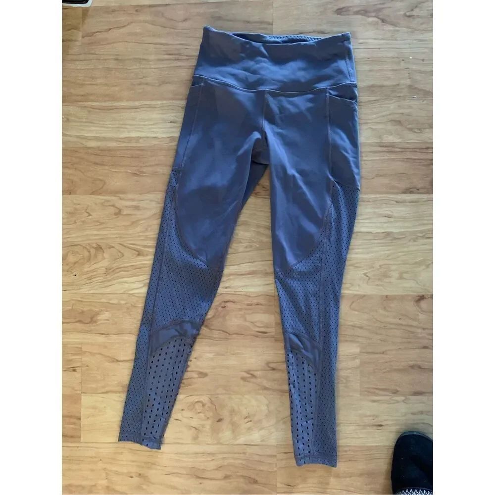 Victoria’s Secret sport extra small workout pants, gray/purple color has pockets